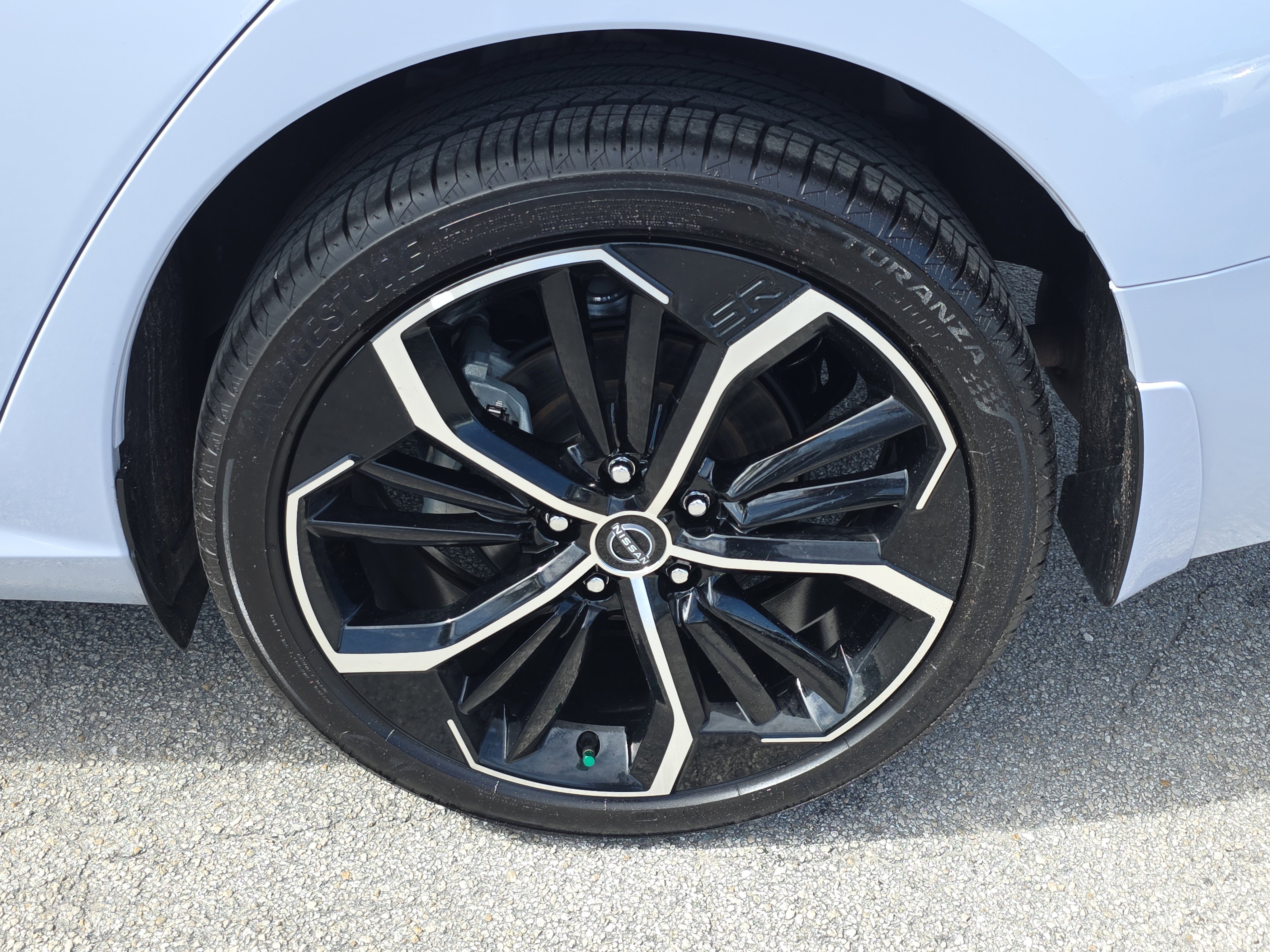Used 2025 Nissan Altima 2.5 SR AWD/4WD image 14
