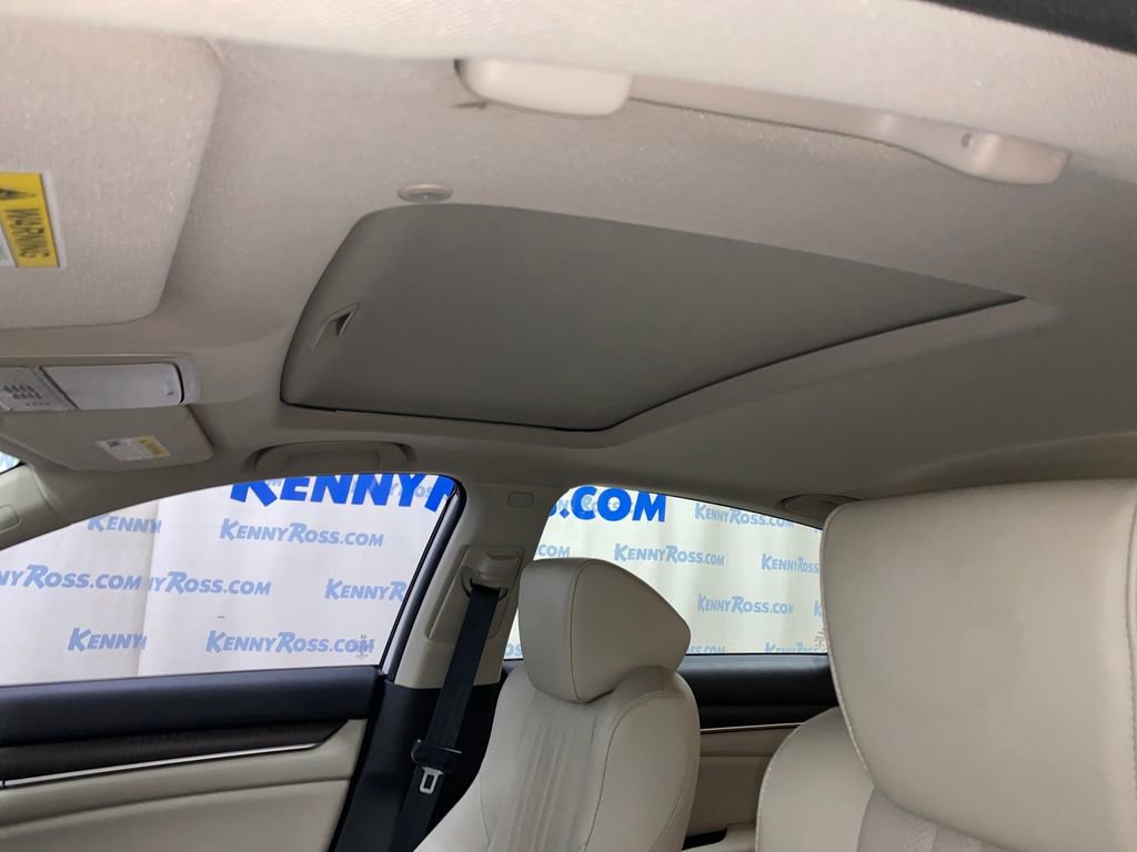 Used 2018 Honda Accord EX-L image 10