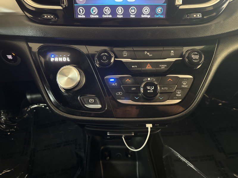 Used 2020 Chrysler Pacifica Touring w/ S Appearance Package FWD image 20
