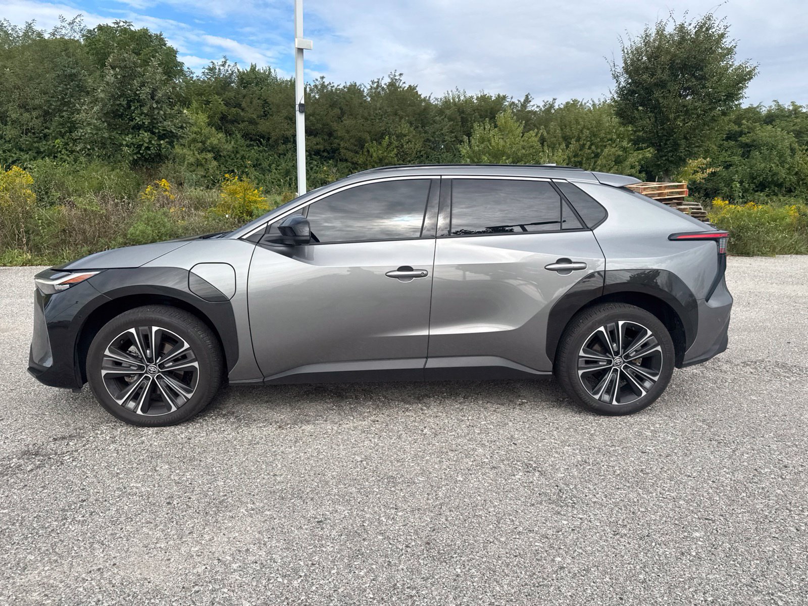Used 2024 Toyota bZ4X AWD w/ Weather Package image 24