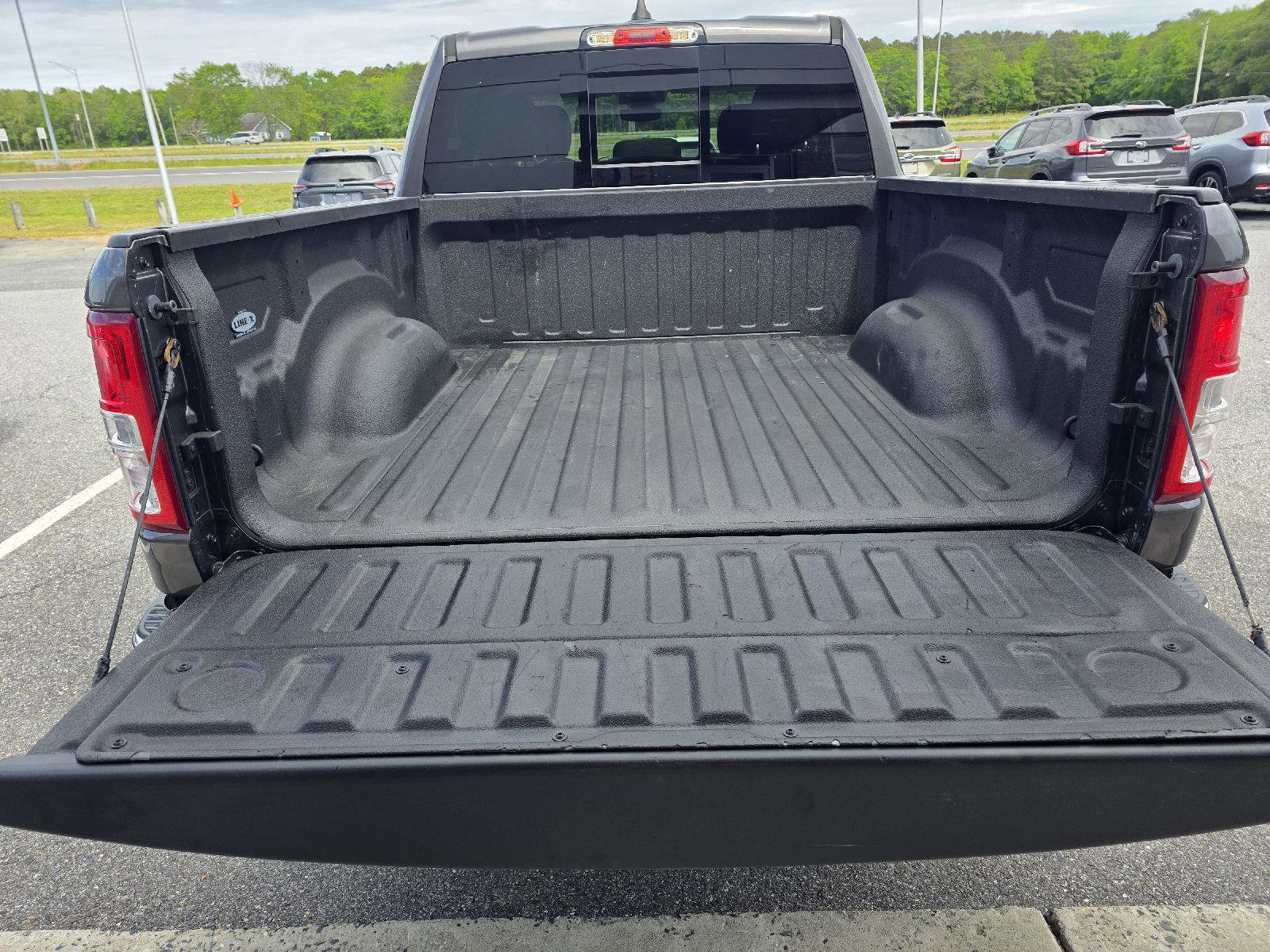 Used 2020 RAM 1500 Big Horn RWD image 6