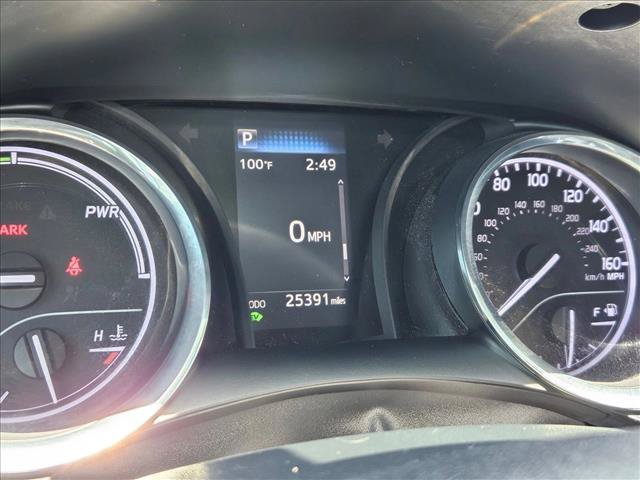 Used 2020 Toyota Camry LE FWD image 11