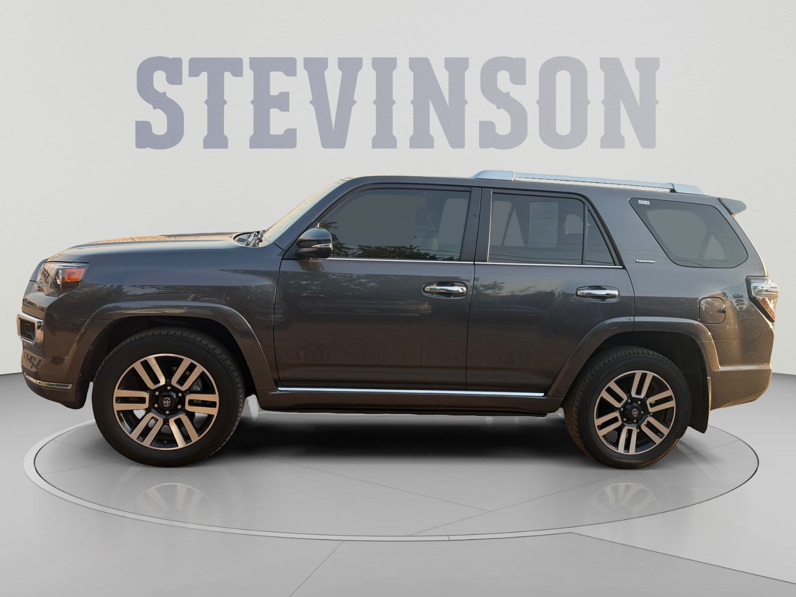 Used 2021 Toyota 4Runner Limited AWD/4WD image 2
