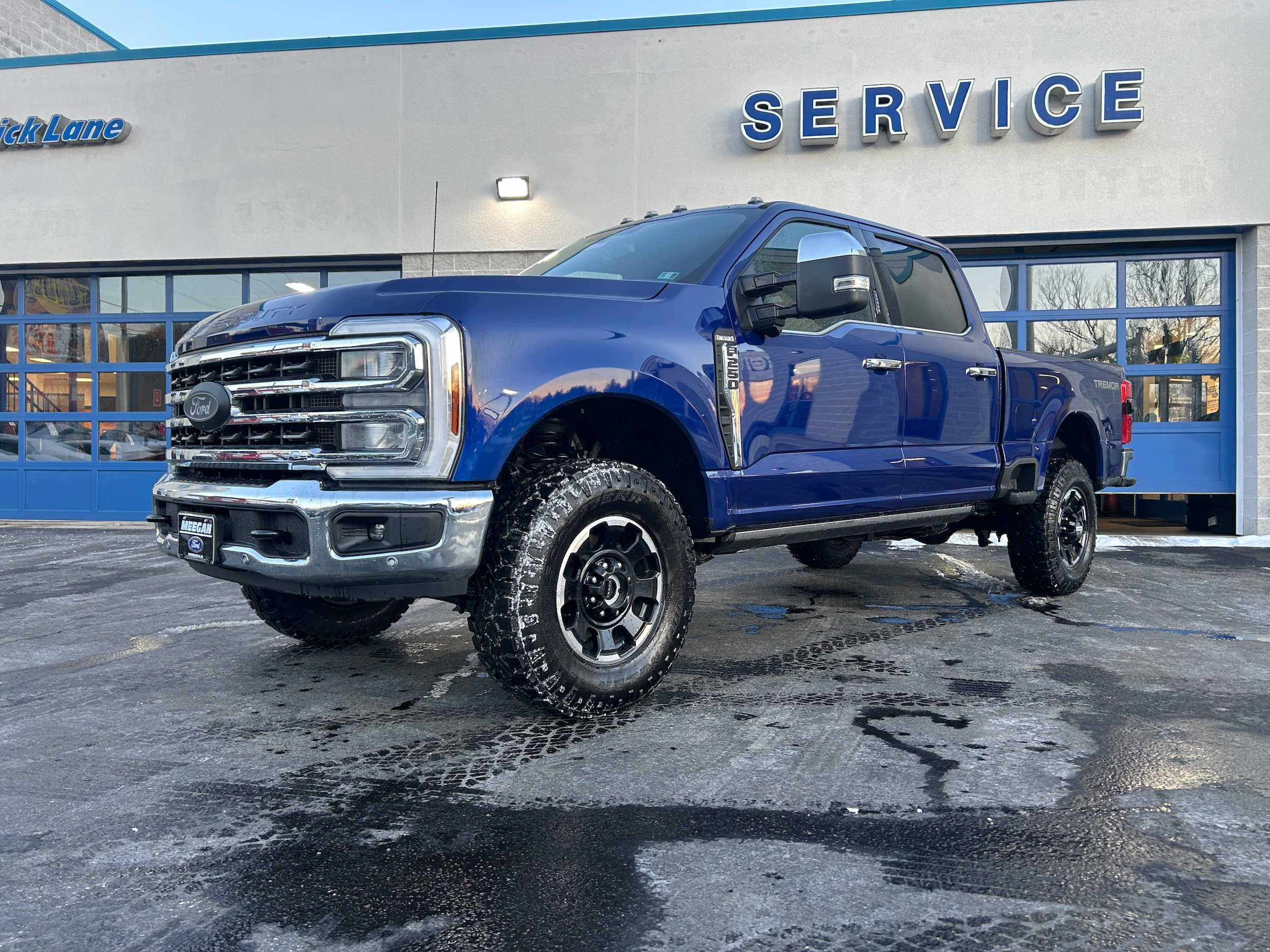 New 2026 Ford F250 King Ranch w/ Tremor Off-Road Package AWD/4WD image 3