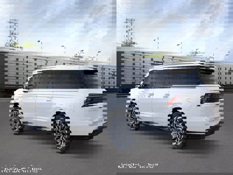 New 2026 Lincoln Navigator L Reserve image 27