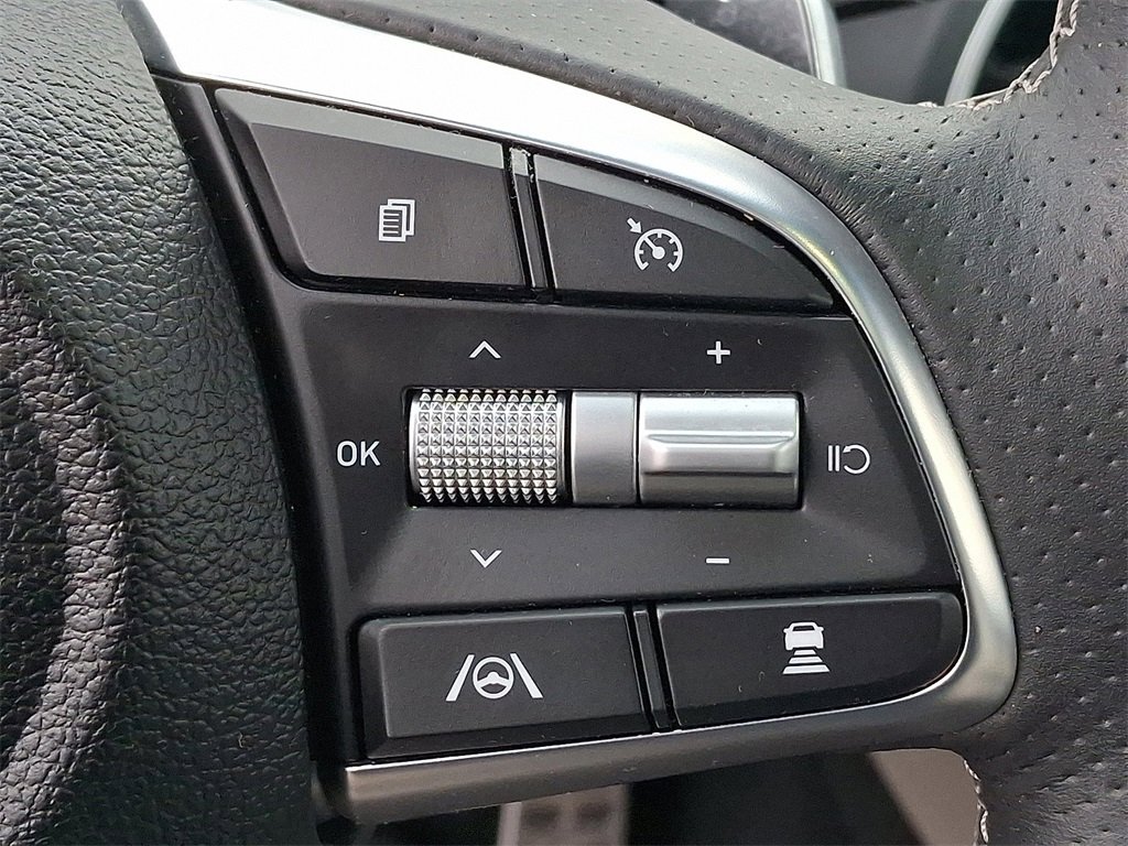 Used 2023 Genesis G70 3.3T w/ Sport Prestige Package image 24