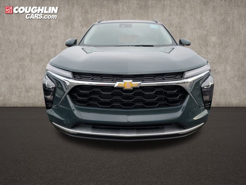 New 2026 Chevrolet Trax LT w/ Sunroof Package image 8