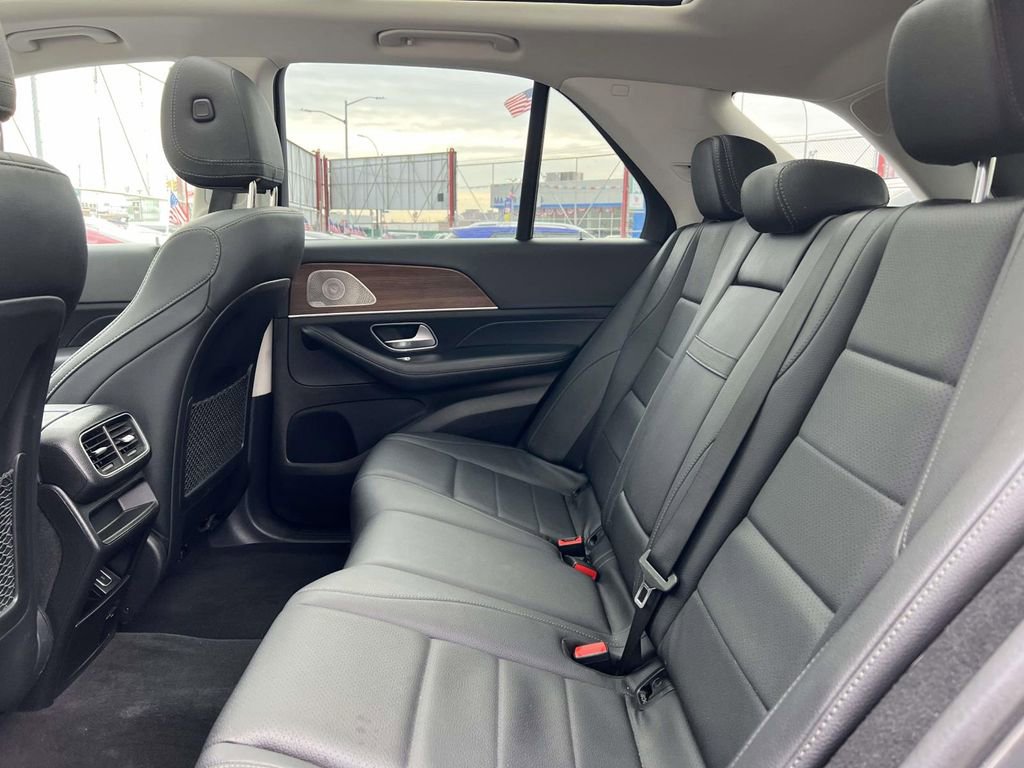 Used 2023 Mercedes-Benz GLE 350 4MATIC image 13