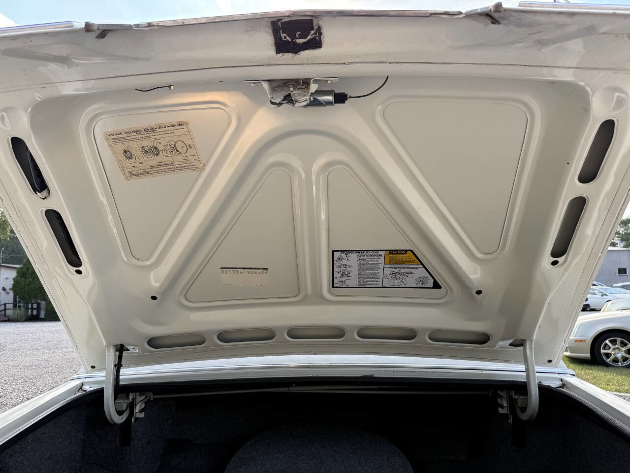 Used 1989 Cadillac Brougham image 31