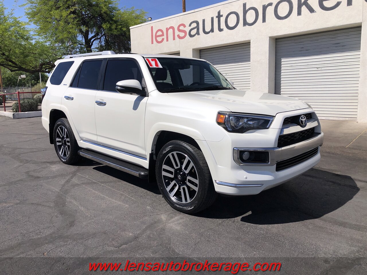 Used 2017 Toyota 4Runner Limited AWD/4WD image 2