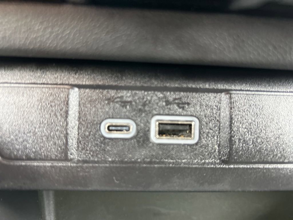 Used 2024 Chevrolet Colorado Trail Boss w/ Advanced Trailering Package image 11