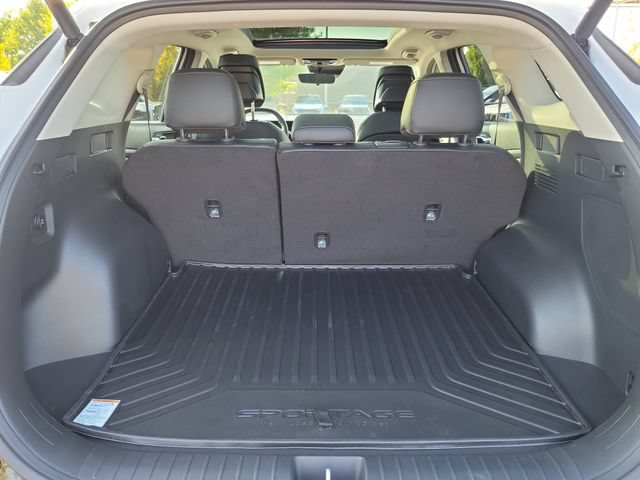 Certified 2026 Kia Sportage SX FWD image 9