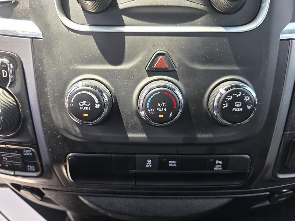 Used 2023 RAM 1500 Warlock AWD/4WD image 21