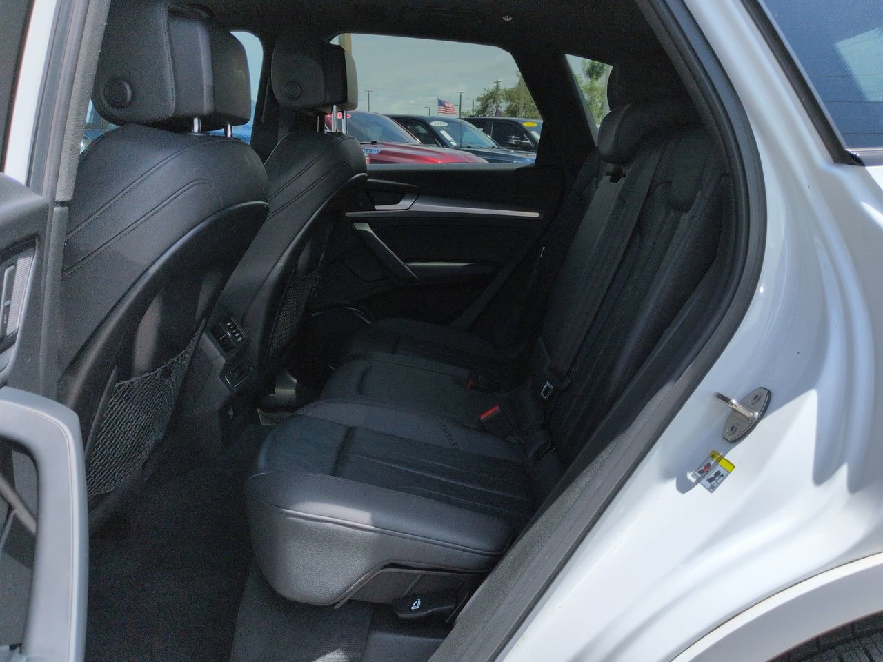 Used 2020 Audi Q5 2.0T Premium w/ Titanium Sport Package AWD/4WD image 14