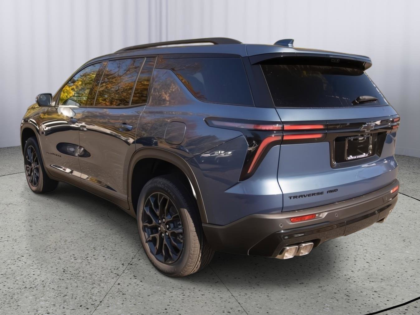 New 2026 Chevrolet Traverse LT w/ Midnight/Sport Edition image 5