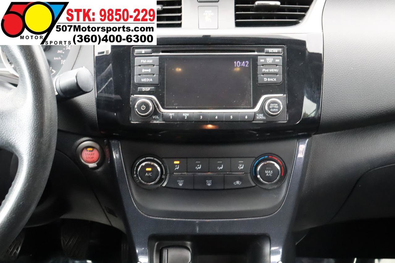 Used 2017 Nissan Sentra SR Turbo w/ SR Midnight Edition FWD image 21