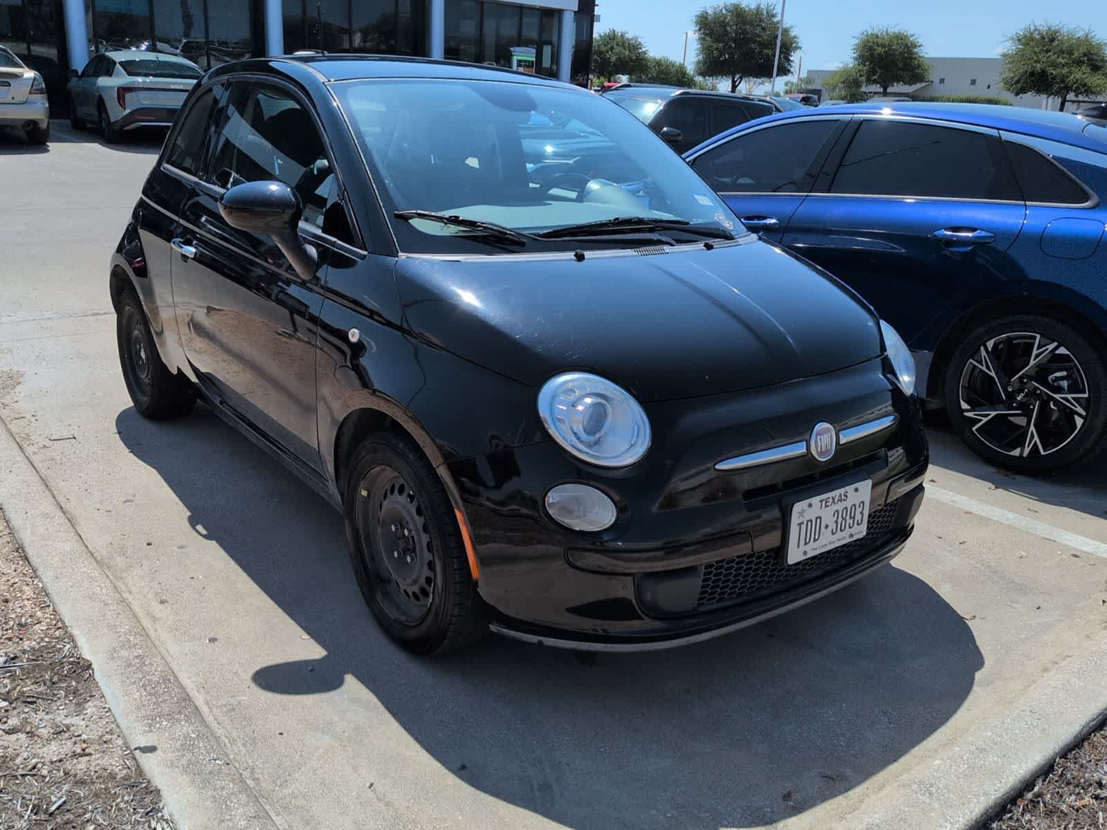 Used 2015 FIAT 500 Pop FWD image 3