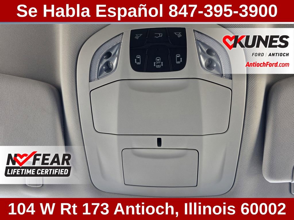 Used 2024 Chrysler Pacifica Touring-L FWD image 69
