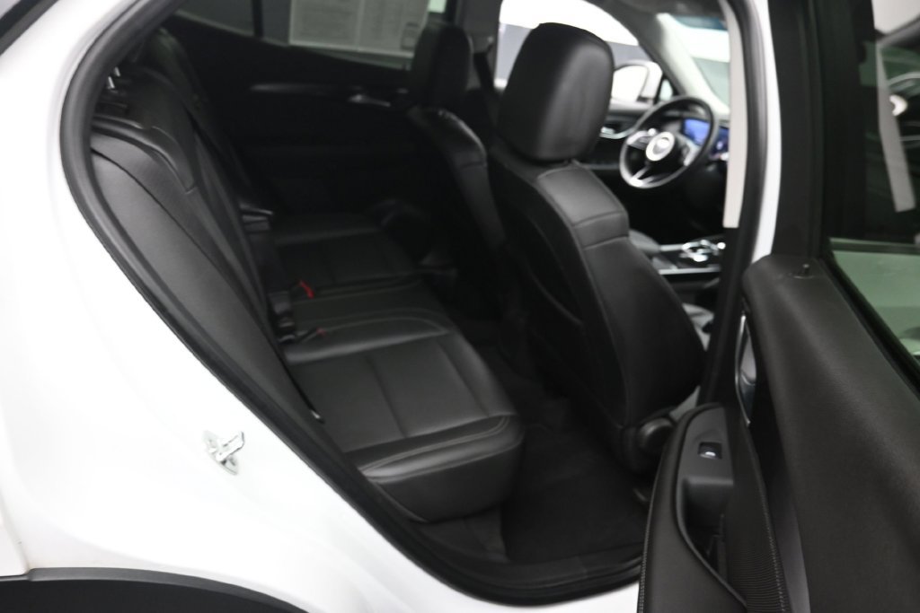 Used 2024 Buick Envision Preferred AWD/4WD image 10