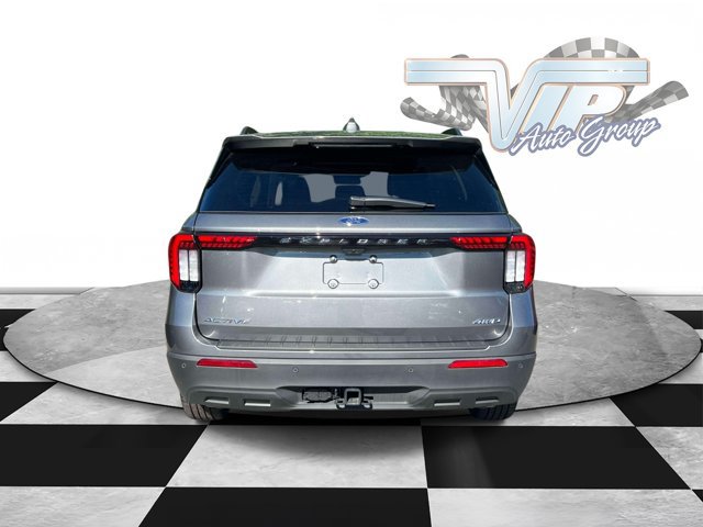 Used 2026 Ford Explorer Active AWD/4WD image 7
