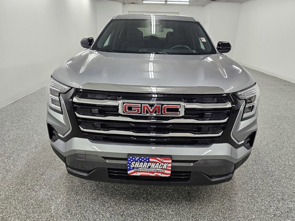 Used 2025 GMC Terrain Elevation AWD/4WD image 2
