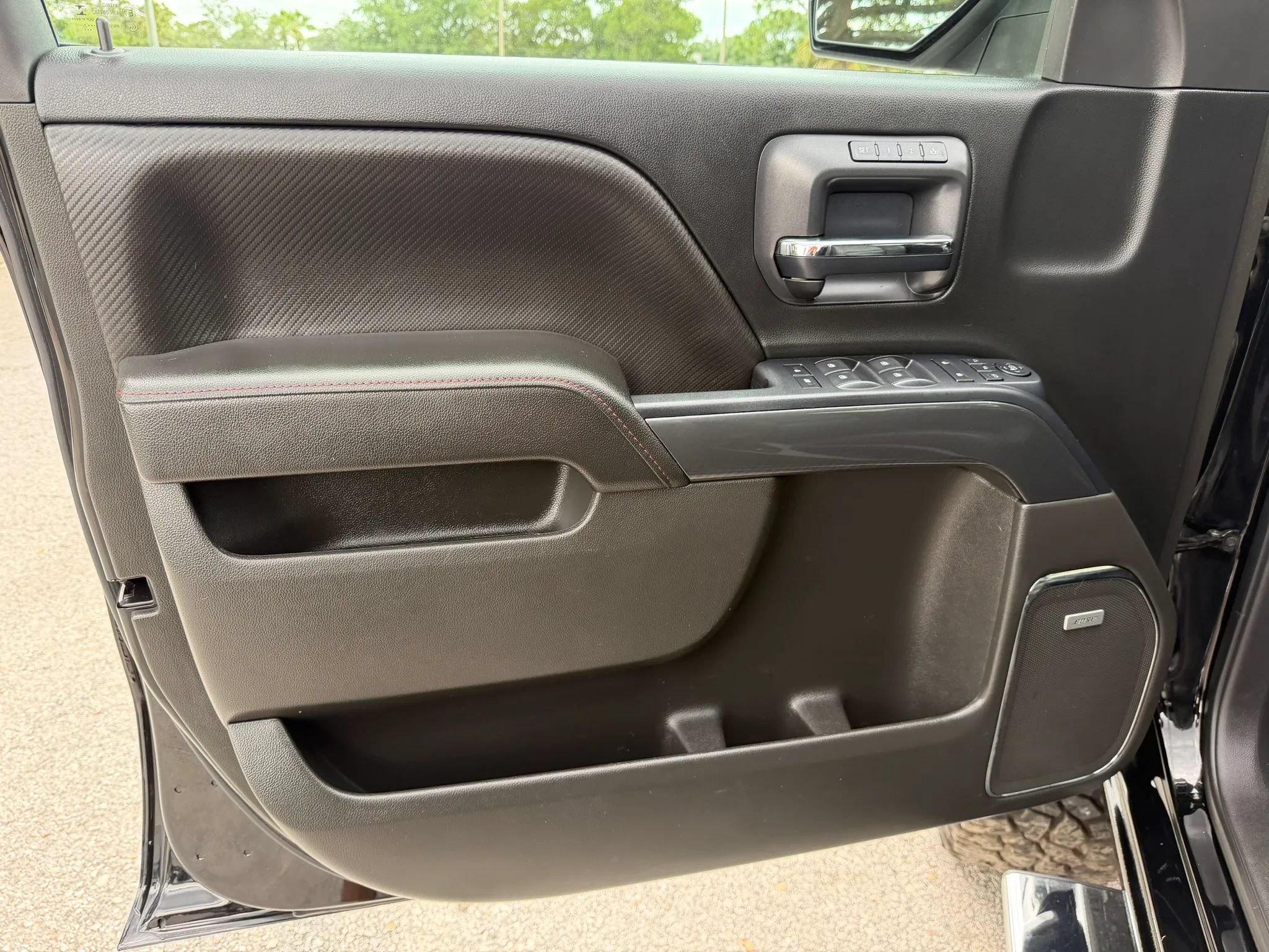 Used 2016 GMC Sierra 1500 SLT w/ All-Terrain Package AWD/4WD image 24