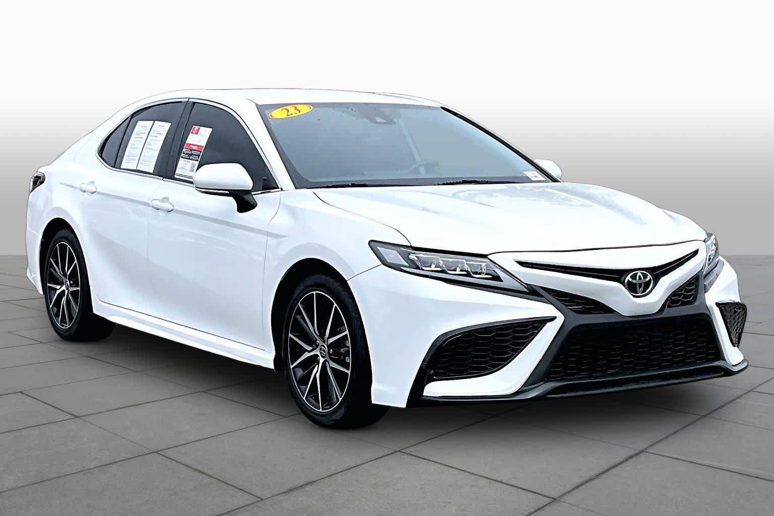 Certified 2023 Toyota Camry SE w/ Convenience Package FWD image 2