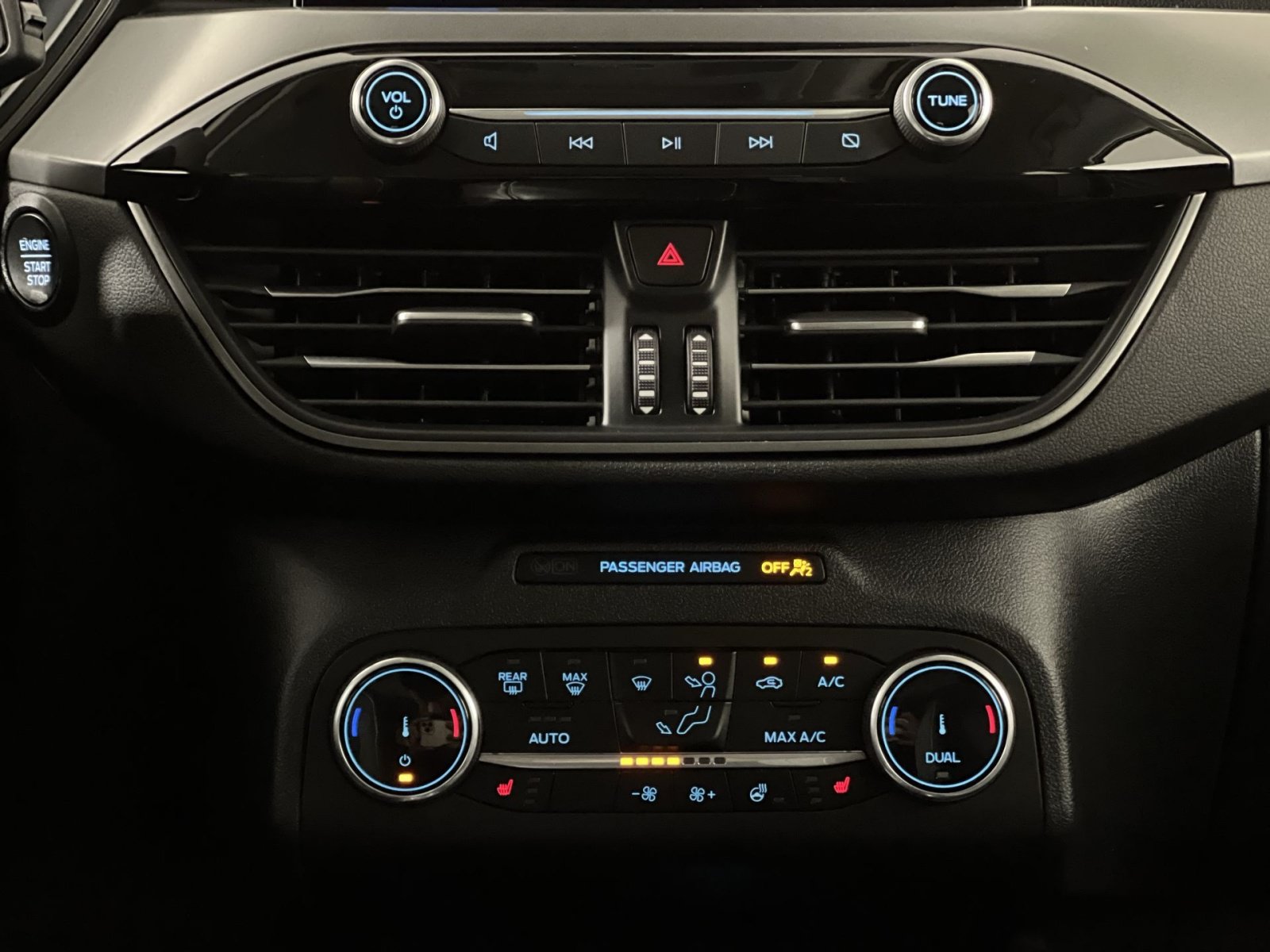 Certified 2023 Ford Escape Active AWD/4WD image 20
