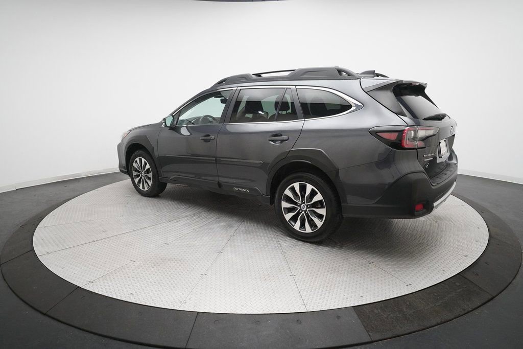 Used 2024 Subaru Outback Limited XT image 12