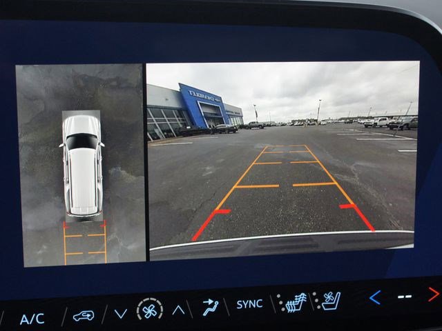 New 2026 Chevrolet Suburban Premier w/ Sun And Tow Package AWD/4WD image 4