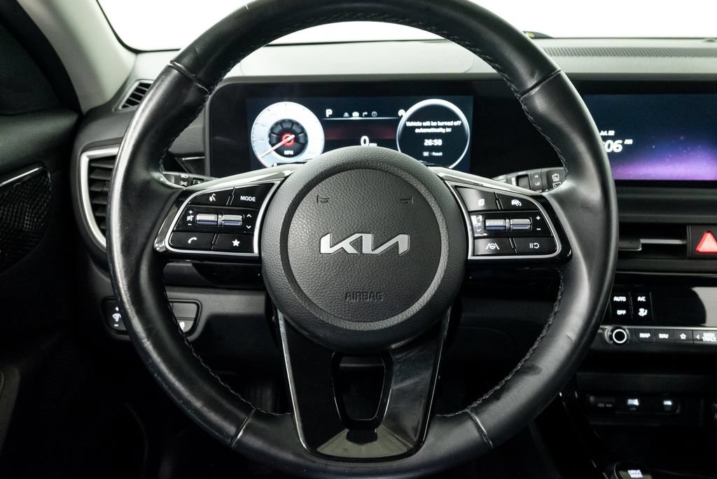 Used 2024 Kia Seltos S AWD/4WD image 13