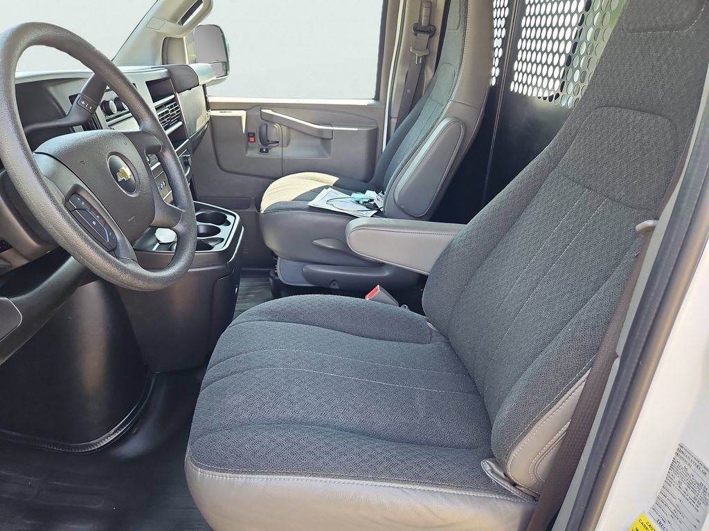 Certified 2024 Chevrolet Express 2500 w/ Driver Convenience Package RWD image 25