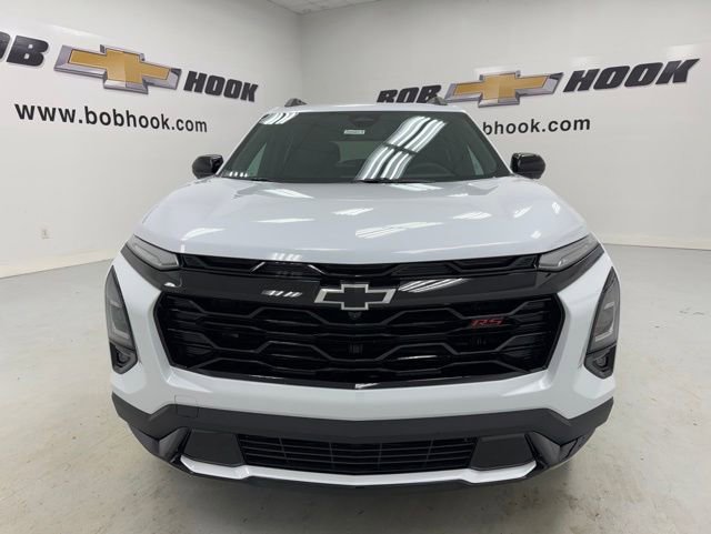 New 2026 Chevrolet Equinox RS w/ Convenience Package III AWD/4WD image 2