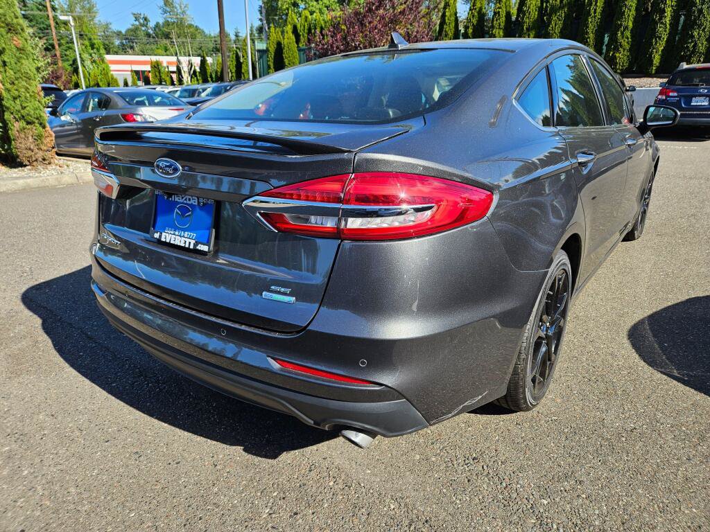 Used 2019 Ford Fusion SE w/ Equipment Group 151A FWD image 5