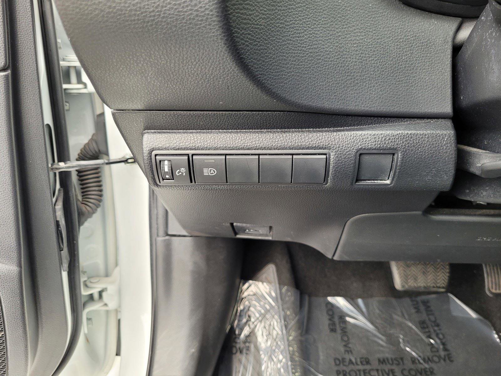 Used 2023 Toyota Corolla LE FWD image 31