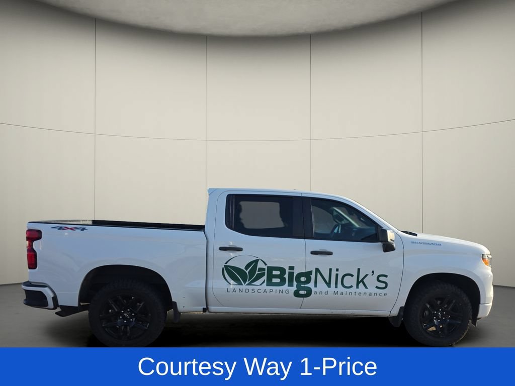 Used 2023 Chevrolet Silverado 1500 Custom AWD/4WD image 11