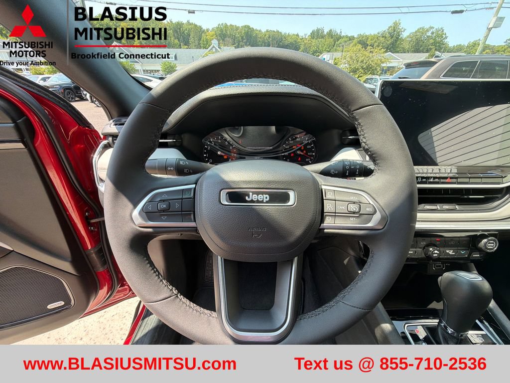 Used 2023 Jeep Compass Limited w/ Sun and Sound Group AWD/4WD image 19