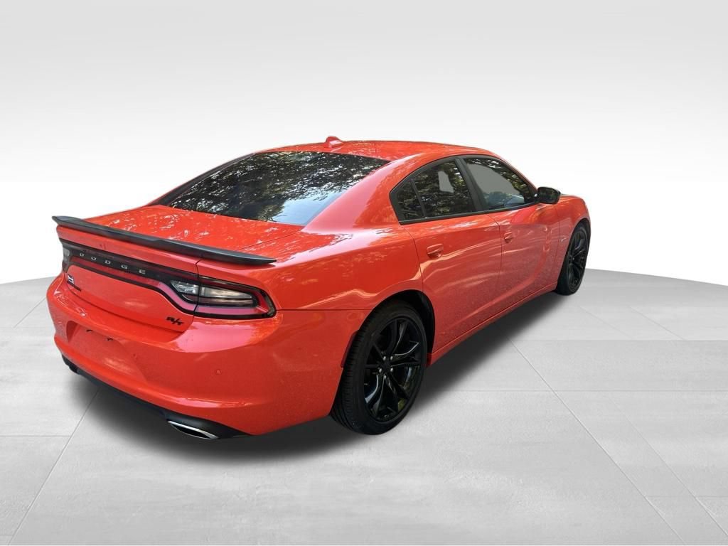 Used 2016 Dodge Charger R/T w/ Navigation & Travel Group RWD image 5