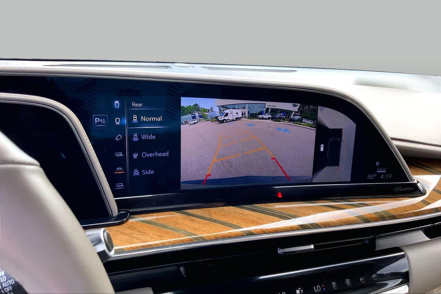 Used 2023 Cadillac Escalade Sport Platinum w/ LPO, ONYX Package AWD/4WD image 28