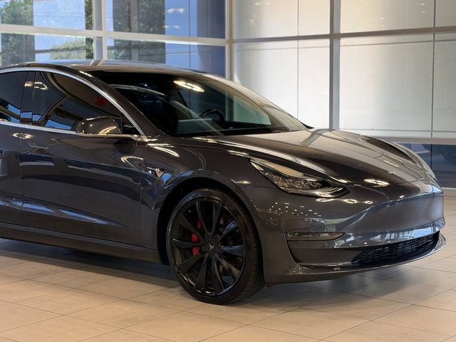 Used 2018 Tesla Model 3 Long Range AWD/4WD image 5