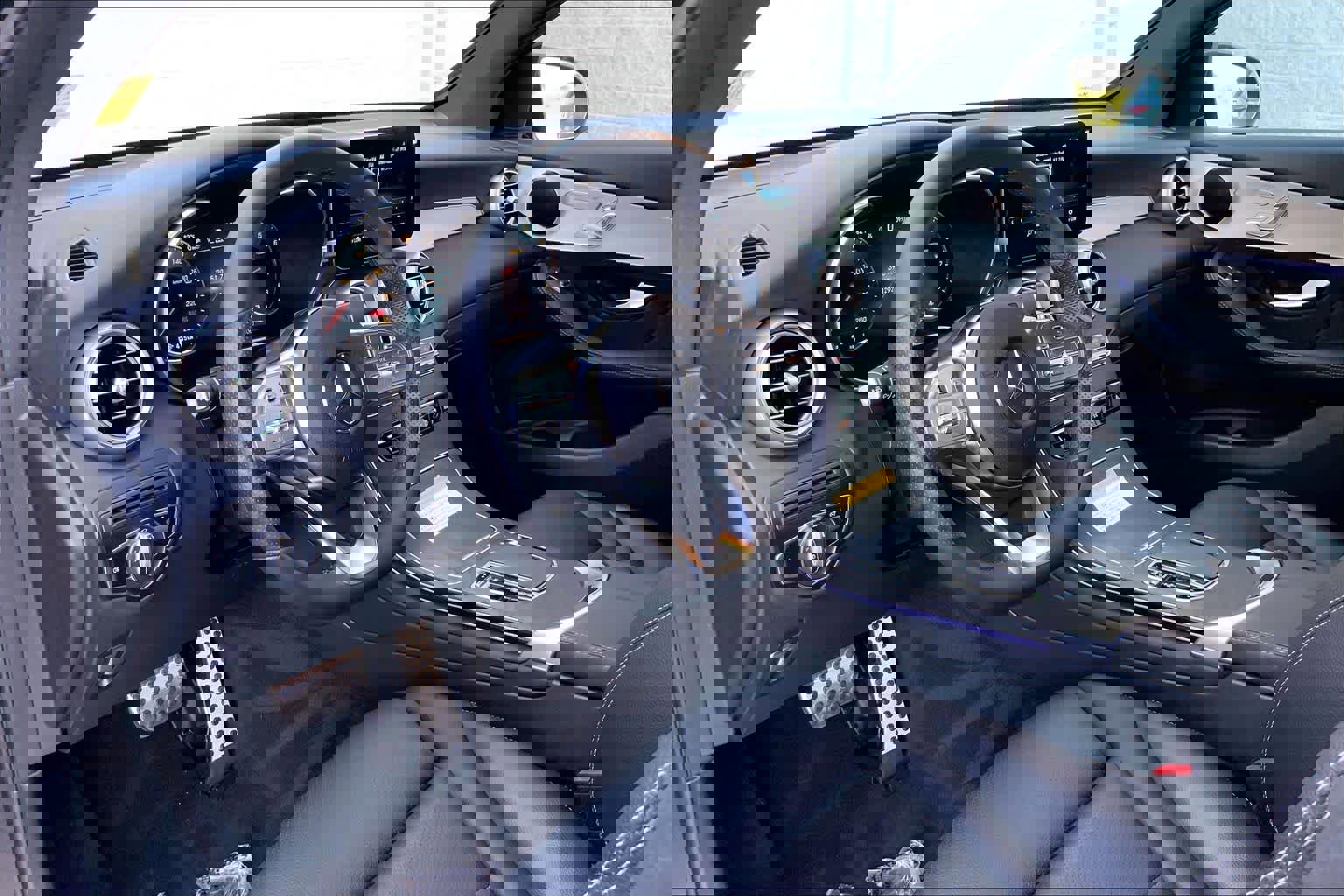 Used 2022 Mercedes-Benz GLC 300 image 15