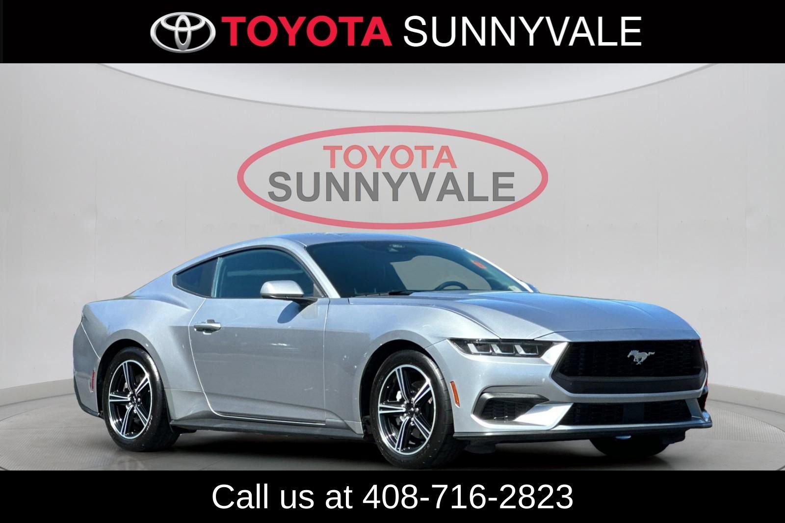 Used 2024 Ford Mustang Coupe RWD image 10