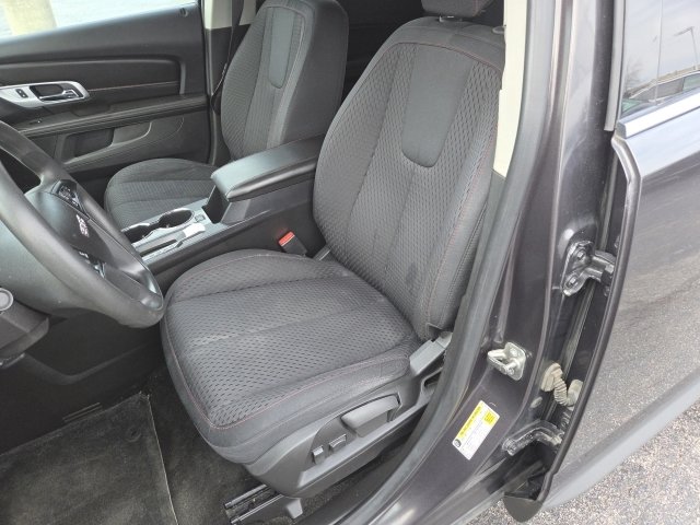 Used 2015 GMC Terrain SLE image 12