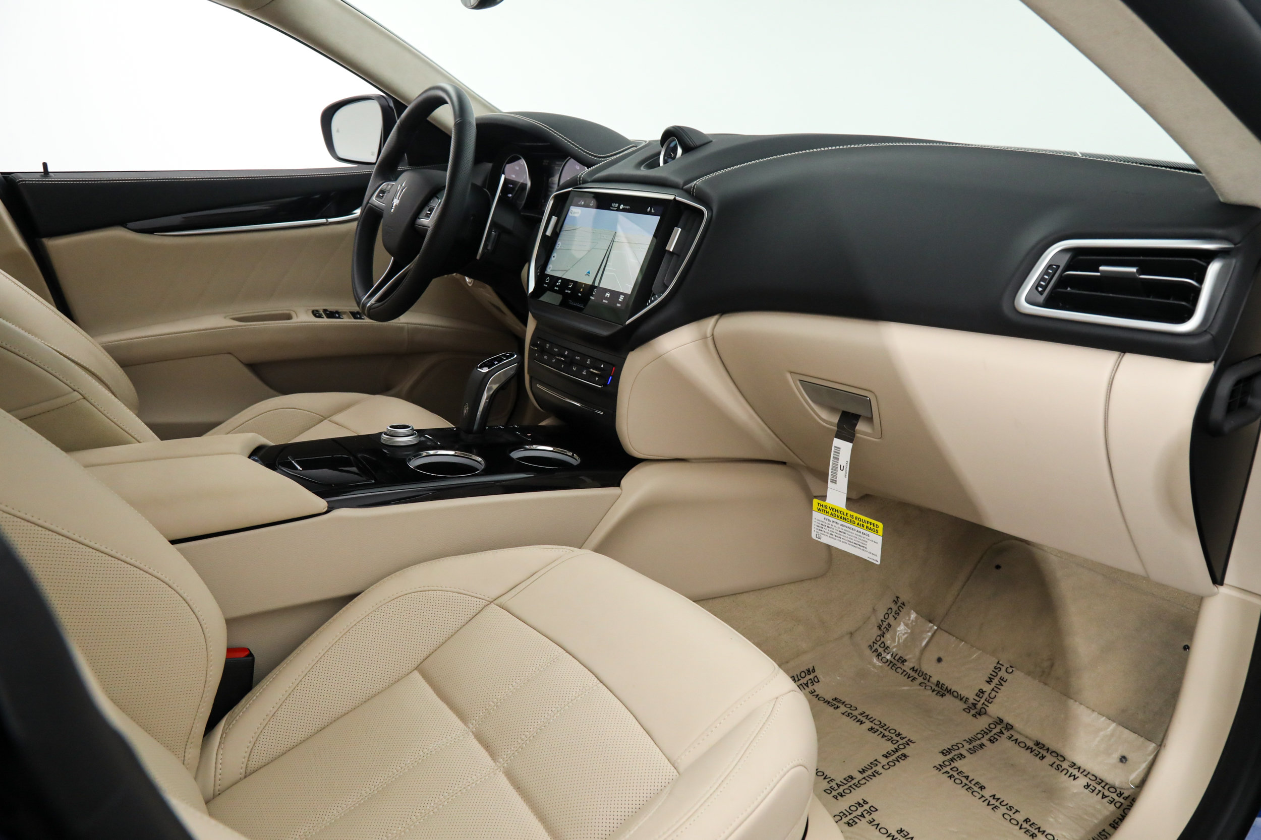 Certified 2023 Maserati Ghibli Modena RWD image 10
