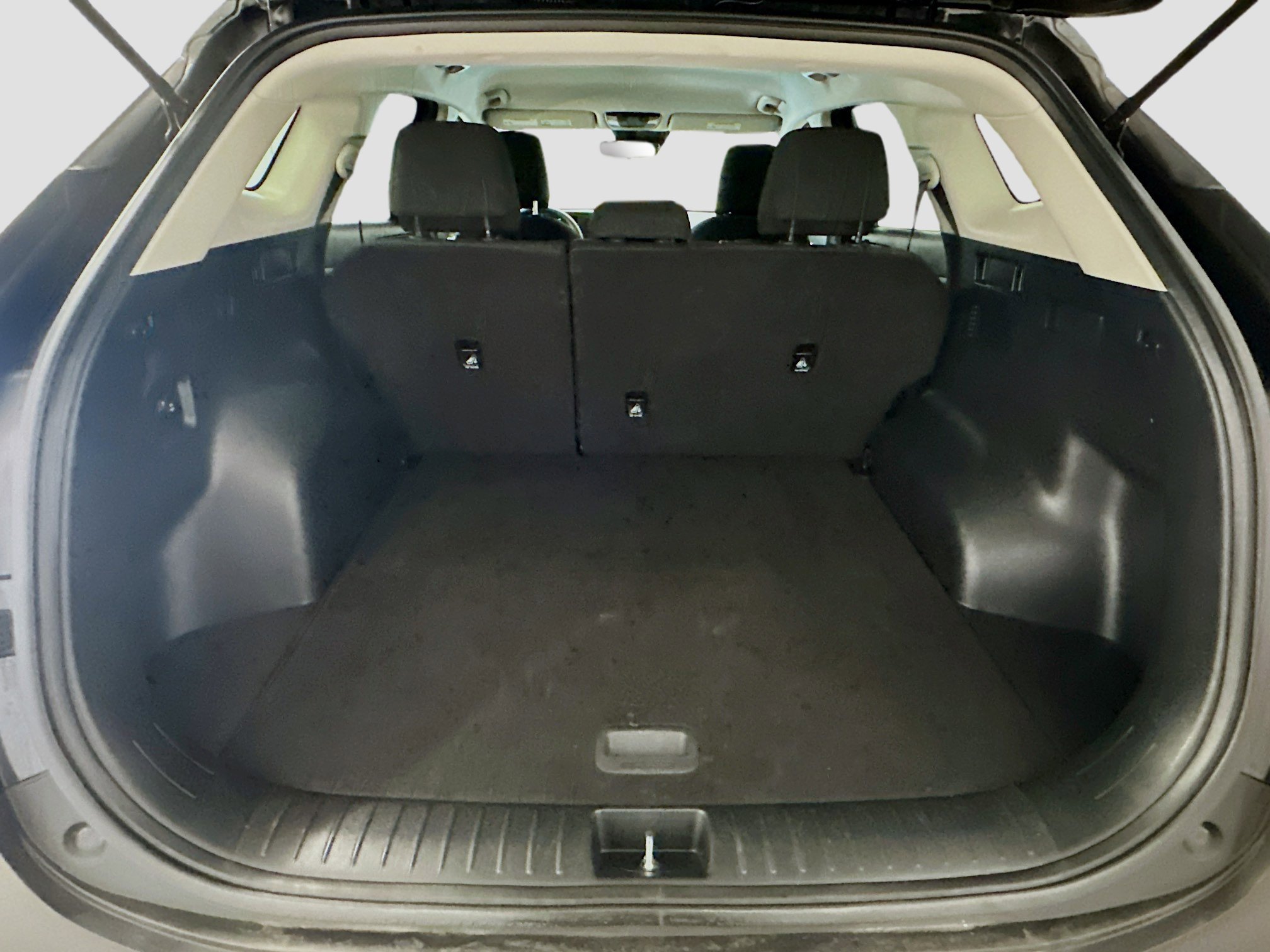 Used 2025 Kia Sportage LX image 29