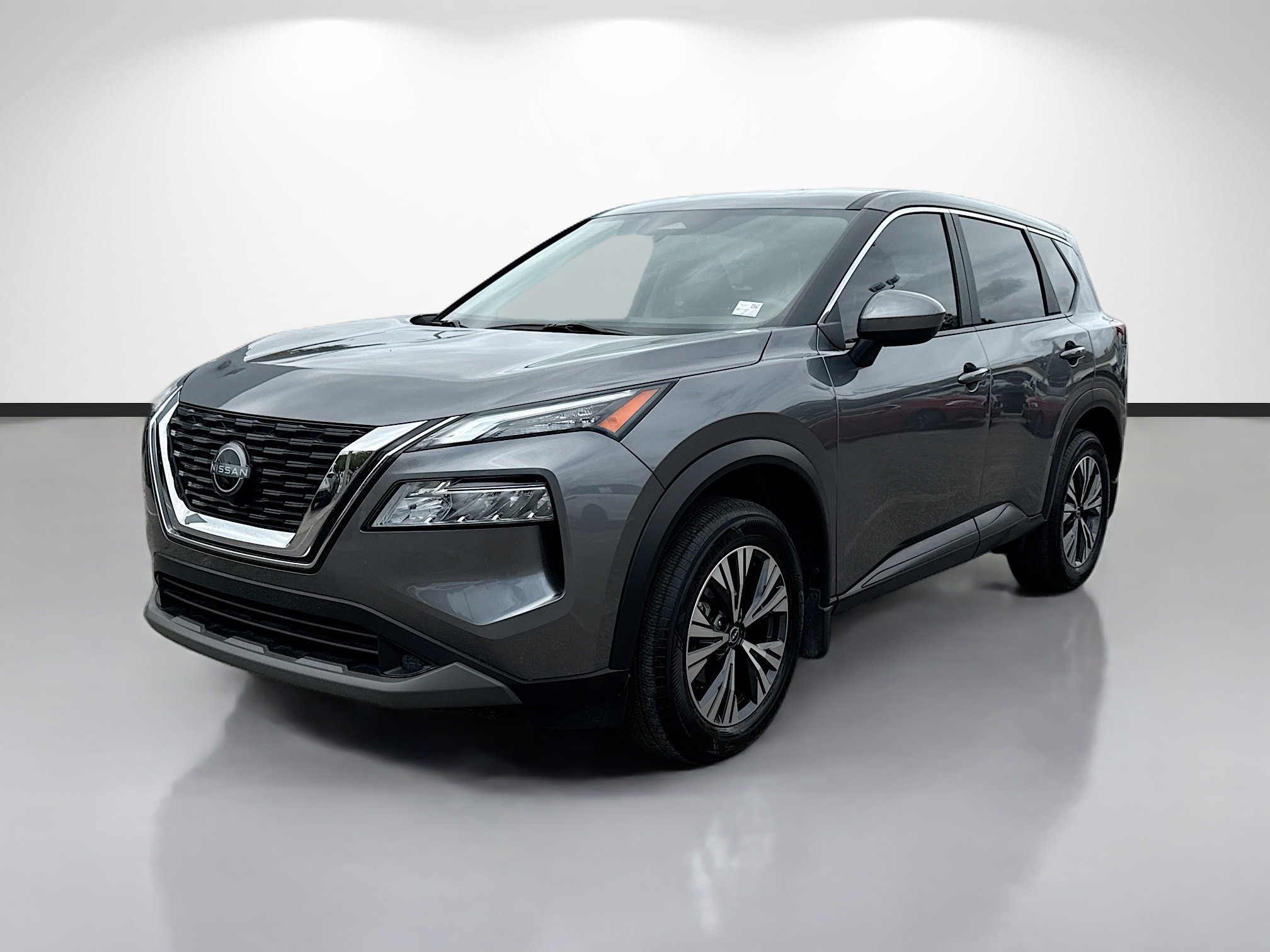 Used 2023 Nissan Rogue SV image 7