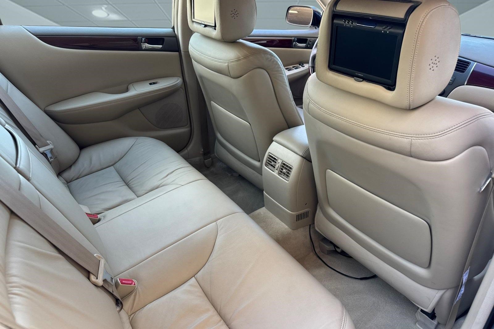Used 2004 Lexus ES 330 FWD image 29