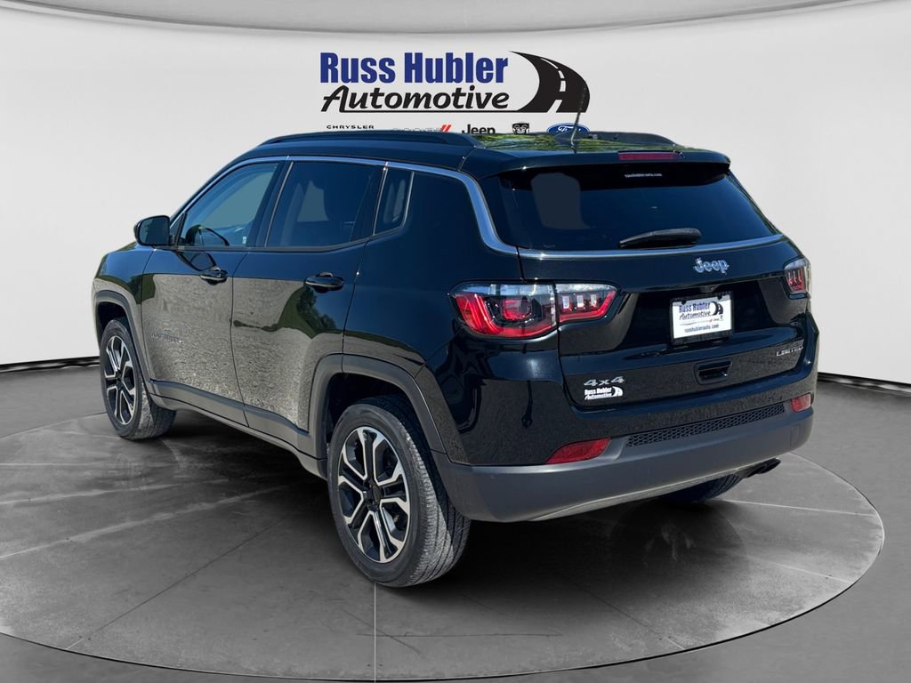 Used 2022 Jeep Compass Limited AWD/4WD image 3
