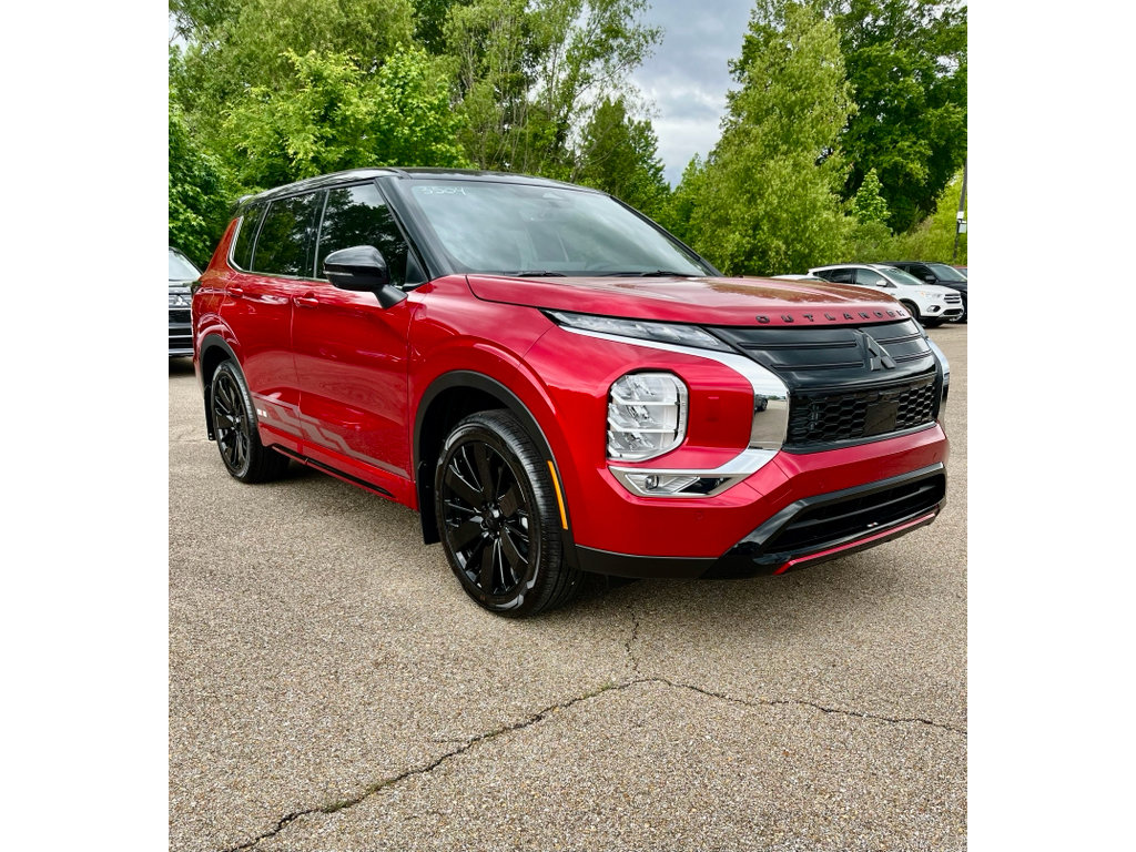 New 2026 Mitsubishi Outlander AWD image 3