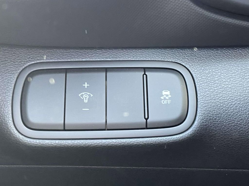 New 2026 Hyundai Venue SE image 17